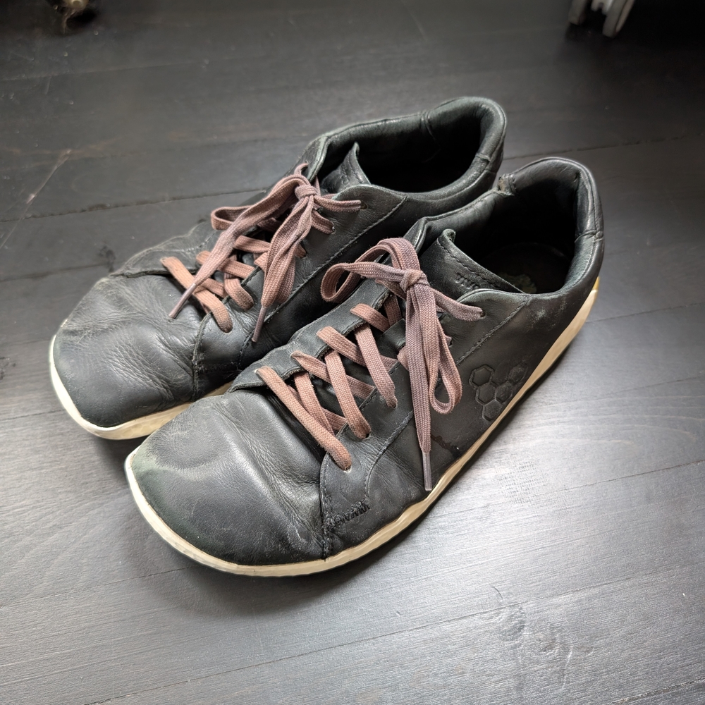 Vivobarefoot GeoCourt Black